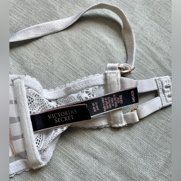 Victoria’s Secret size 34C push up bra - Picture 4 of 5